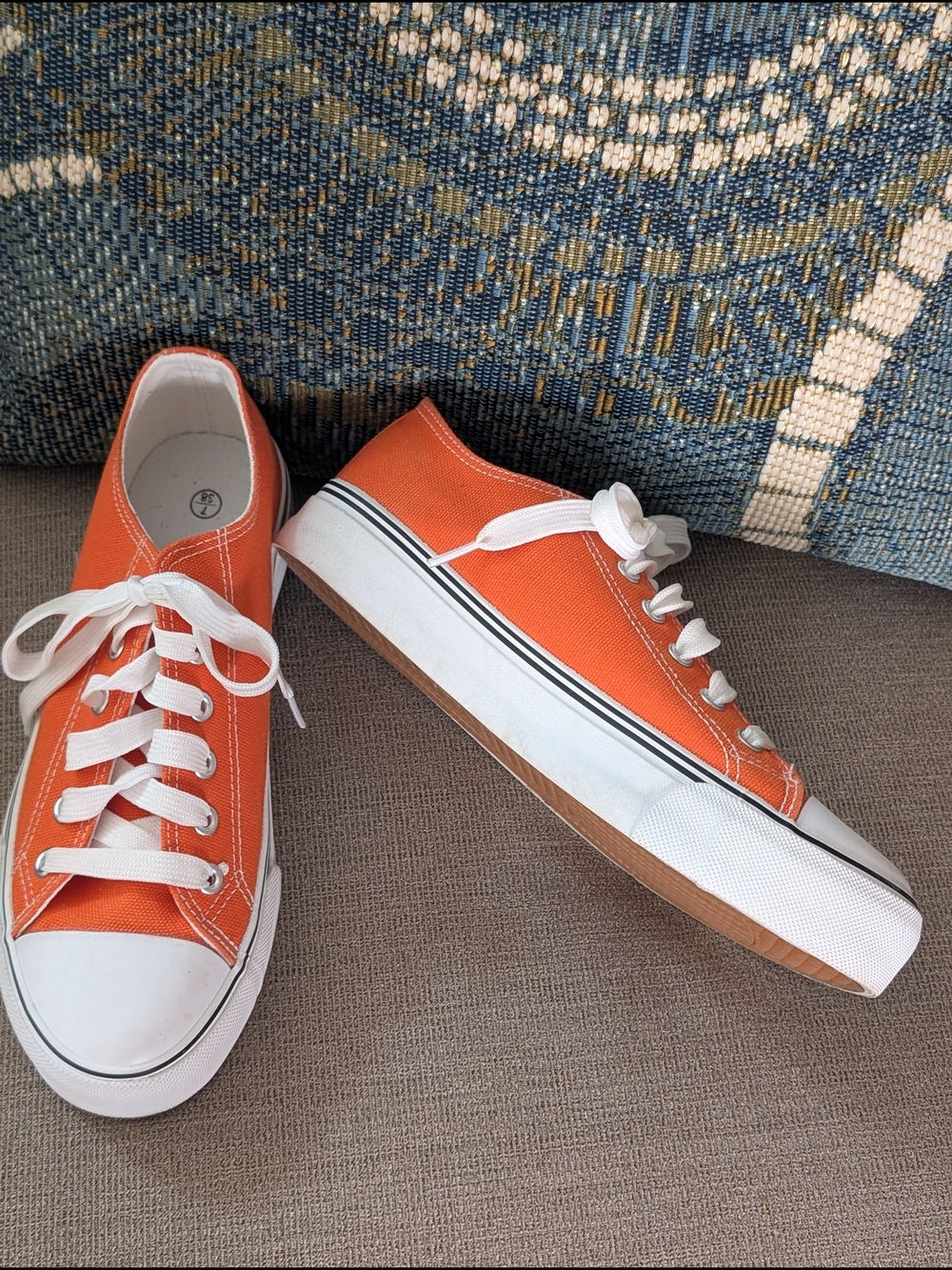 Womens Low-Top Canvas Sneakers in Orange